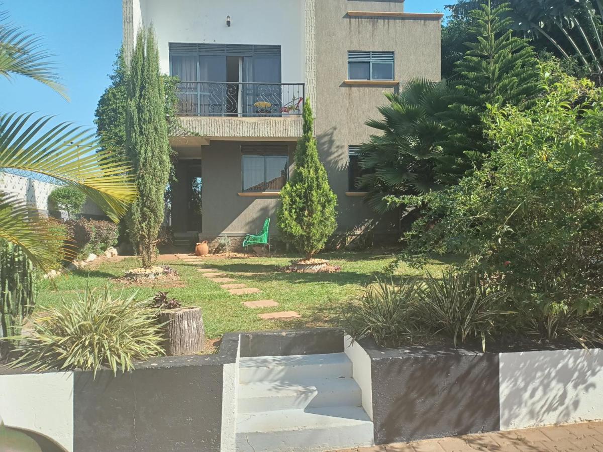 Jacuzzi City Home Kampala Exterior foto
