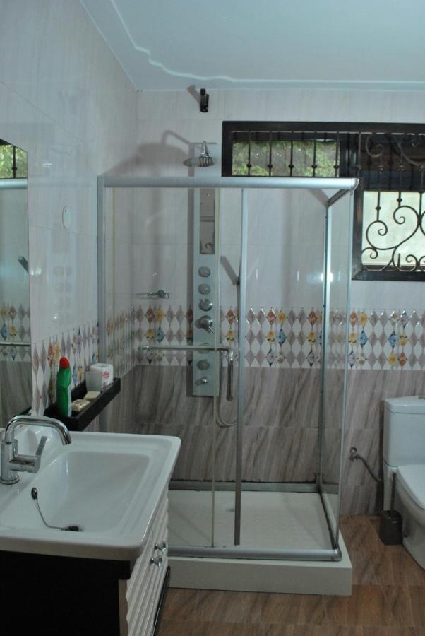 Jacuzzi City Home Kampala Exterior foto