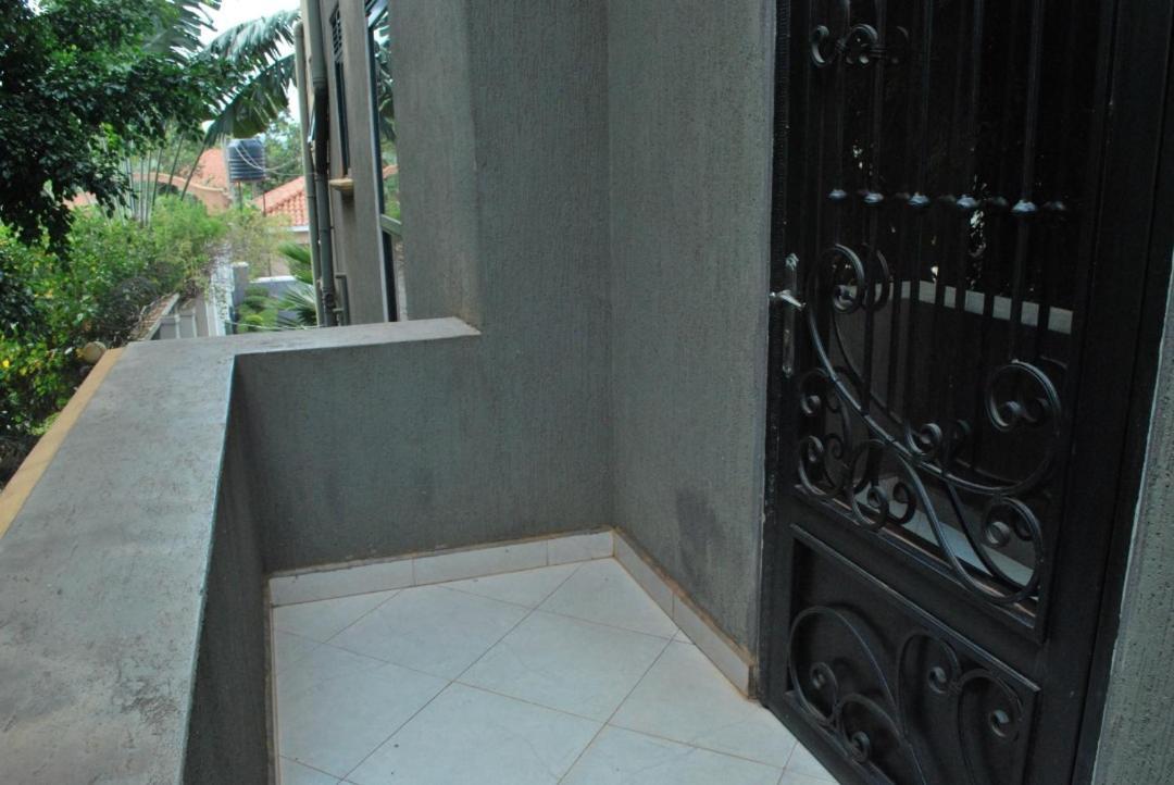 Jacuzzi City Home Kampala Exterior foto