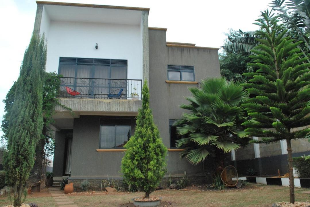 Jacuzzi City Home Kampala Exterior foto