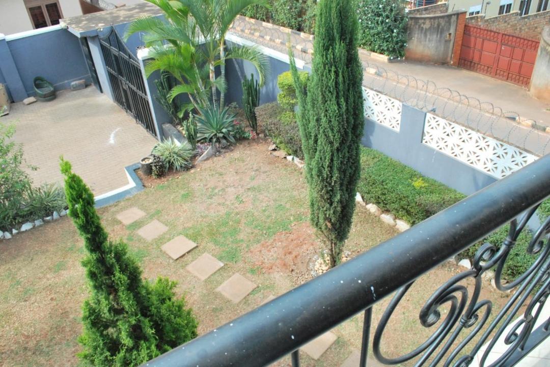 Jacuzzi City Home Kampala Exterior foto